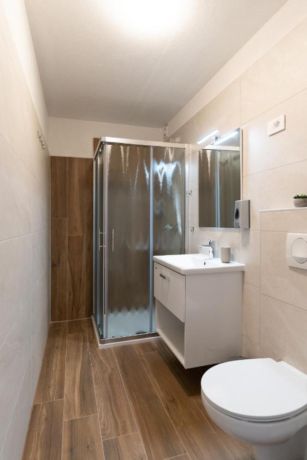 Tramontana And Maestral Apartment Izola Ngoại thất bức ảnh