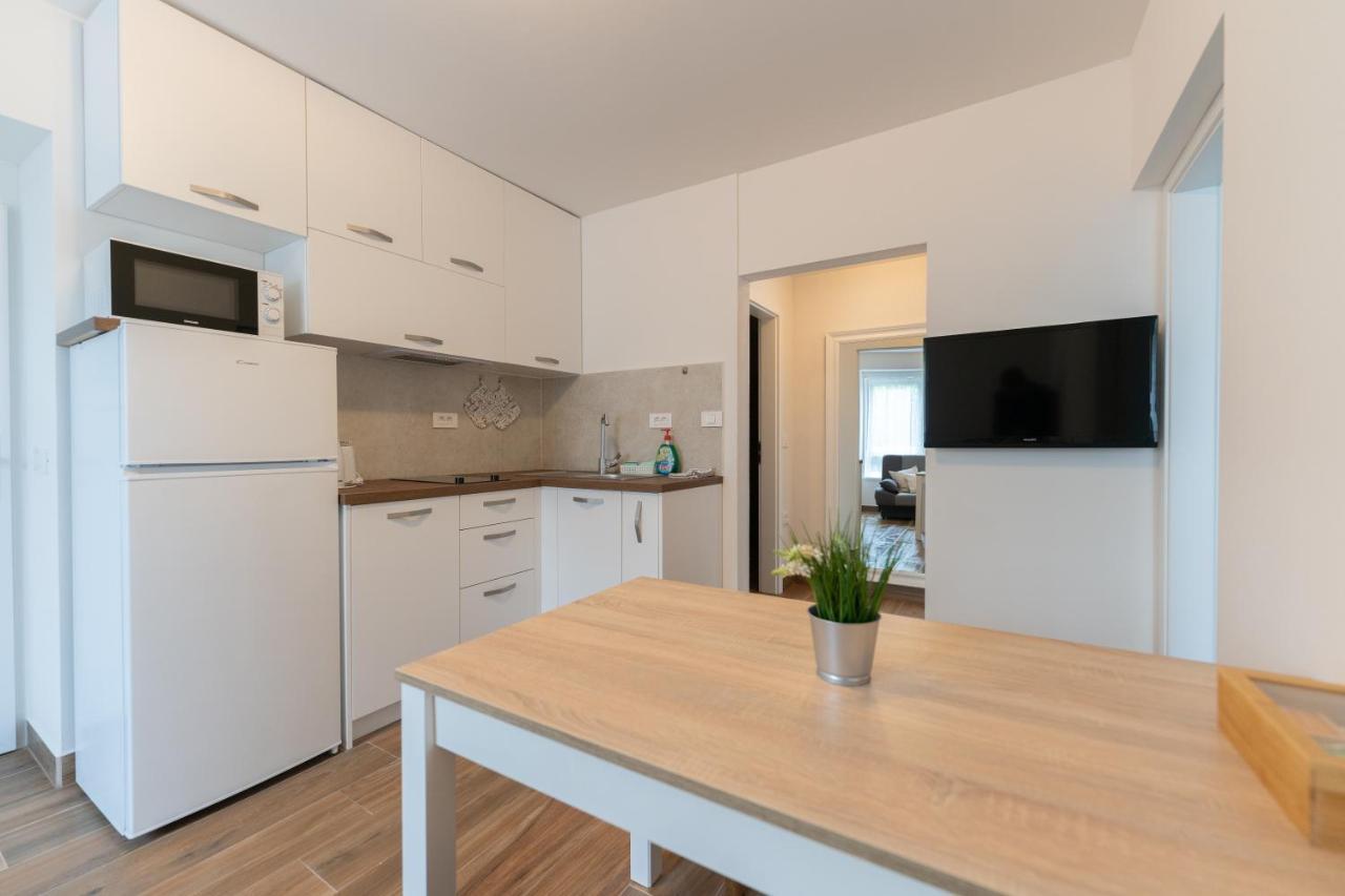 Tramontana And Maestral Apartment Izola Ngoại thất bức ảnh