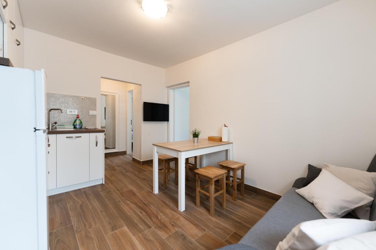 Tramontana And Maestral Apartment Izola Ngoại thất bức ảnh