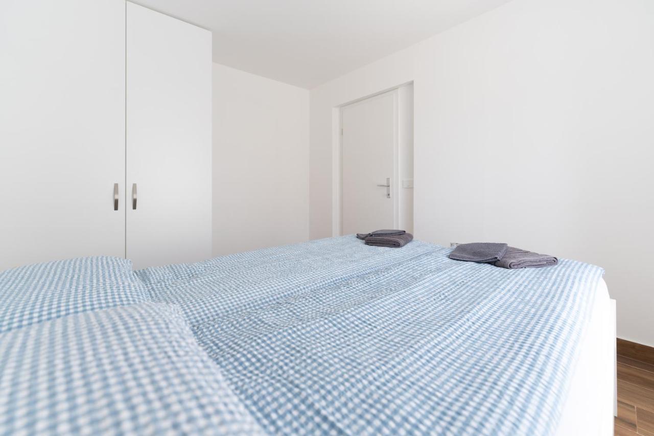 Tramontana And Maestral Apartment Izola Ngoại thất bức ảnh